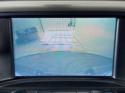 Used 2018 Chevrolet Silverado 1500 LT w/ LT Eassist Package AWD/4WD image 13