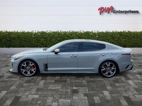 Used 2021 Kia Stinger GT2 RWD image 4