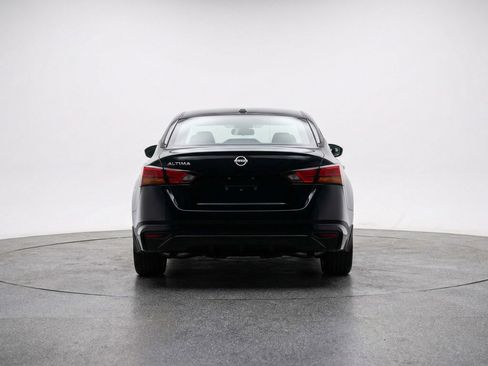 Used 2025 Nissan Altima 2.5 SV image 7