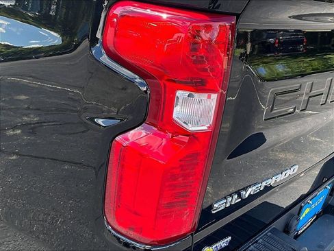 Used 2023 Chevrolet Silverado 1500 Custom Trail Boss AWD/4WD image 35