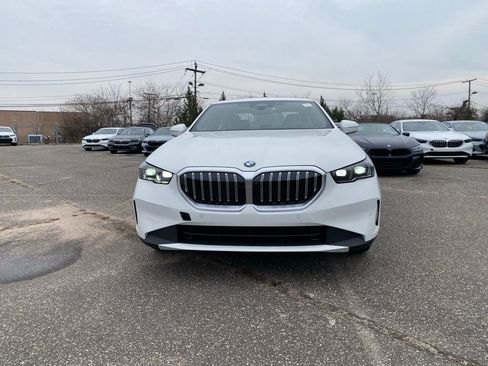 New 2026 BMW 530i xDrive image 2