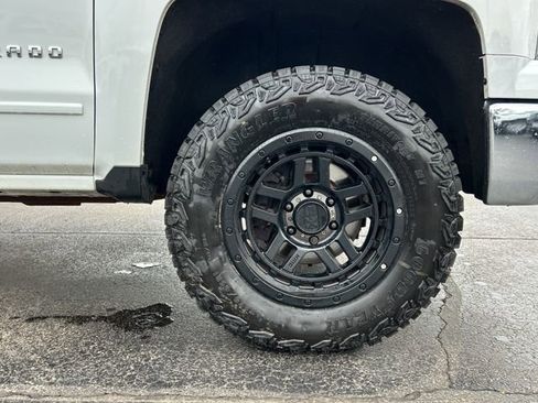 Used 2015 Chevrolet Silverado 1500 LT AWD/4WD image 13