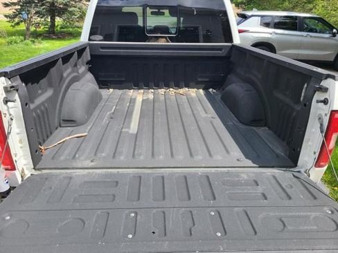 Used 2019 Ford F150 XLT w/ Equipment Group 302A Luxury AWD/4WD image 4