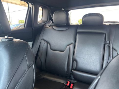 Used 2025 Jeep Compass Limited AWD/4WD image 39