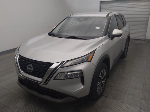 Used 2022 Nissan Rogue SV FWD image 15