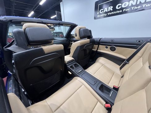 Used 2012 BMW M3 Convertible image 33