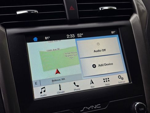 Used 2019 Ford Fusion SEL image 28