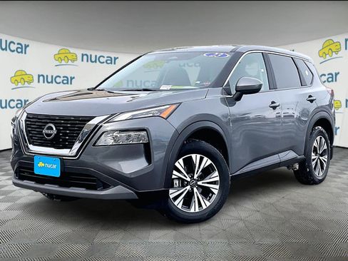 Used 2023 Nissan Rogue SV image 3