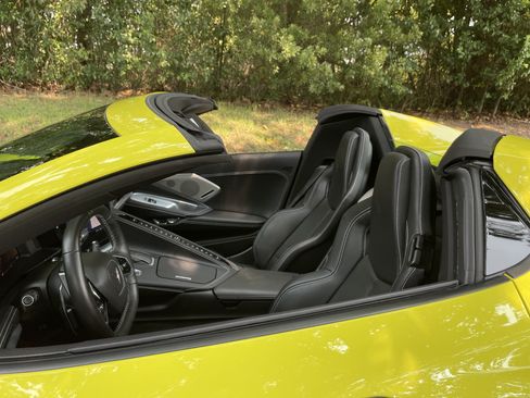 Used 2022 Chevrolet Corvette Stingray Preferred Conv w/ Battery Protection Package RWD image 27