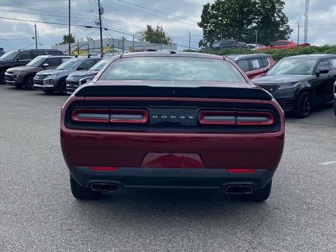 Used 2018 Dodge Challenger R/T w/ Blacktop Package image 4