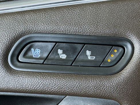 Used 2022 Cadillac Escalade Sport w/ Touring Package image 21