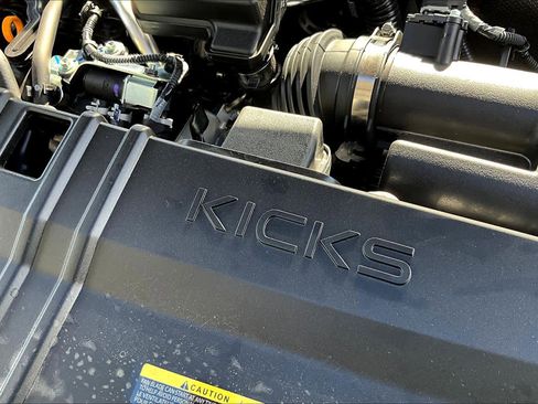 New 2026 Nissan Kicks SR w/ SR Premium Package image 17