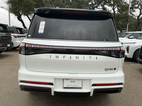 Certified 2026 INFINITI QX80 Autograph AWD/4WD image 4
