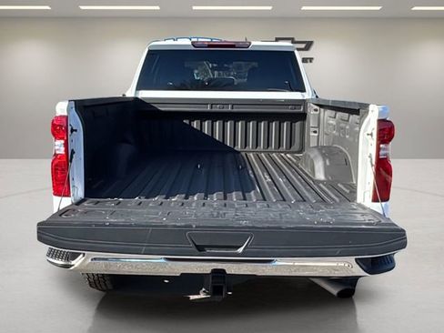 Used 2022 Chevrolet Silverado 2500 LT image 30