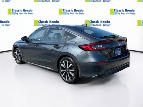 Certified 2022 Honda Civic EX-L image 5