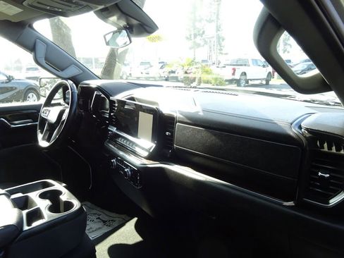 Certified 2024 GMC Sierra 1500 Elevation w/ X31 Off-Road Package image 18