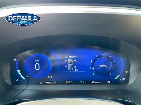 Certified 2022 Ford Escape Titanium w/ Titanium Elite Package AWD/4WD image 2