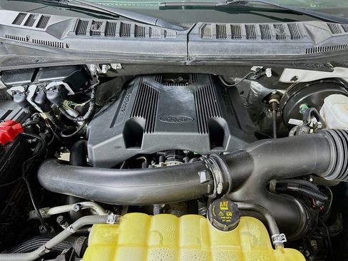 Used 2020 Ford F150 Lariat RWD image 8