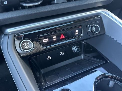 New 2025 Audi Q5 Premium Plus image 28