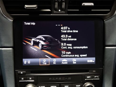 Used 2018 Porsche 911 Turbo AWD/4WD image 28