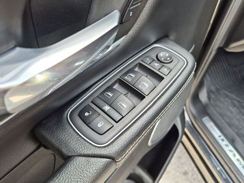 Used 2022 RAM 1500 Laramie w/ Sport Appearance Package AWD/4WD image 20