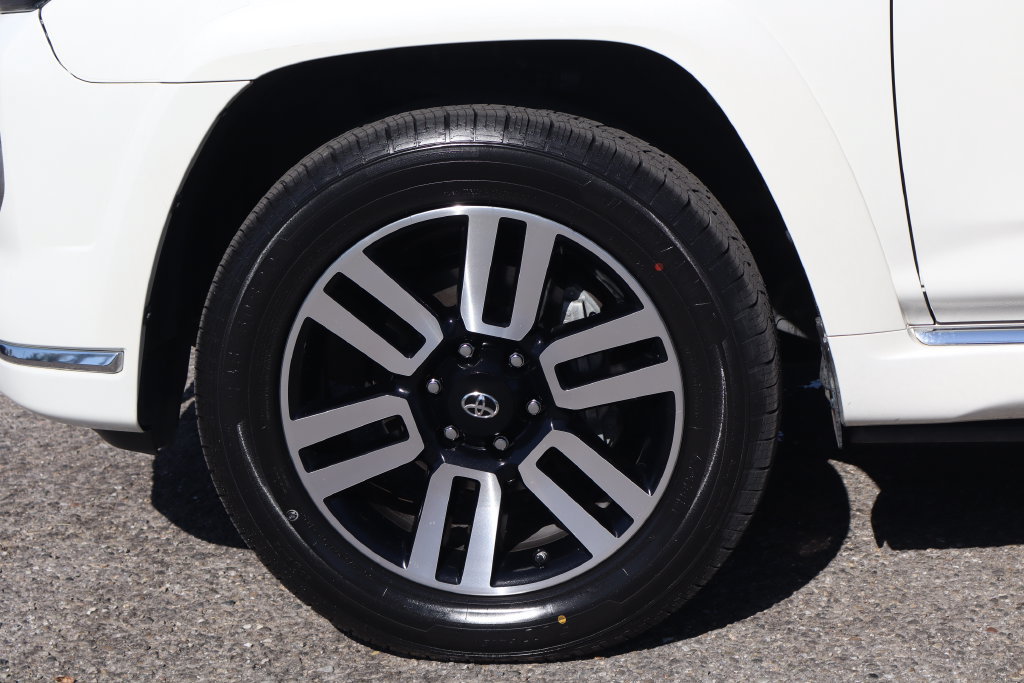 Used 2018 Toyota 4Runner Limited AWD/4WD image 49