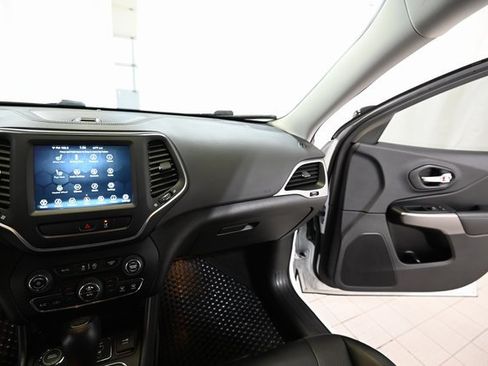 Used 2022 Jeep Cherokee Latitude Lux image 28