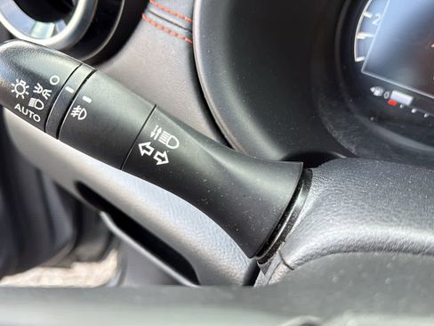 Certified 2024 Nissan Kicks SR image 25