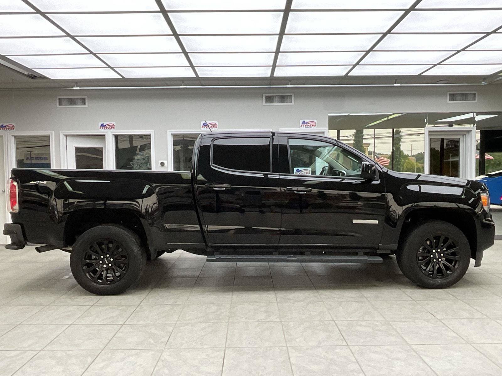 Used 2022 GMC Canyon Elevation w/ Elevation Premium Package AWD/4WD image 4