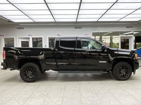 Used 2022 GMC Canyon Elevation w/ Elevation Premium Package AWD/4WD image 4