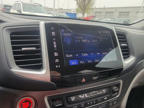 Used 2017 Honda Pilot EX-L image 12