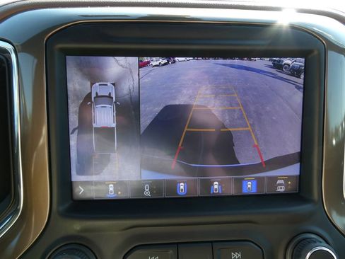 Used 2023 Chevrolet Silverado 2500 High Country w/ Z71 Off-Road Package AWD/4WD image 35