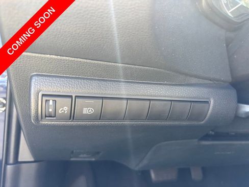 Used 2021 Toyota Corolla LE FWD image 16