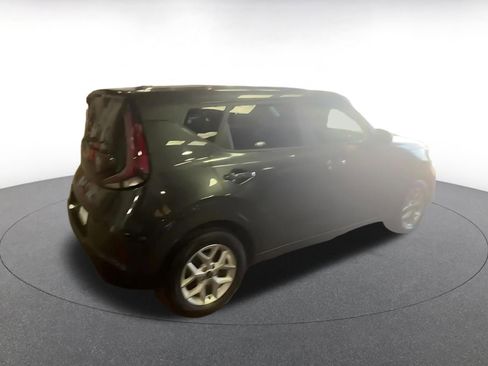 Used 2025 Kia Soul LX w/ LX Technology Package image 15