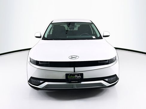 Used 2024 Hyundai Ioniq 5 SEL RWD image 2