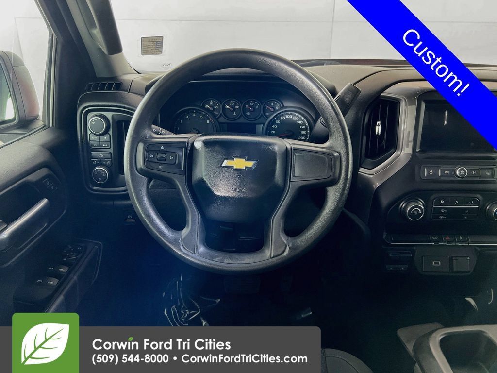 Used 2019 Chevrolet Silverado 1500 Custom w/ Custom Convenience Package AWD/4WD image 23