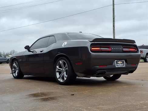 Used 2021 Dodge Challenger R/T image 7