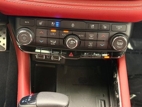 Used 2023 Dodge Durango SRT AWD/4WD image 21