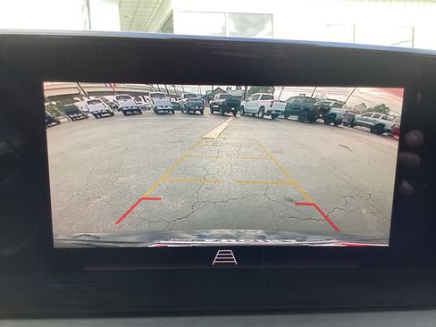 Used 2024 Buick Encore GX Sport Touring image 19