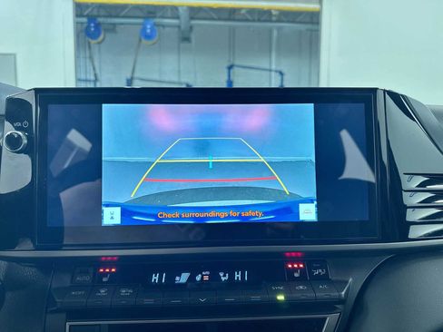 Used 2025 Toyota Camry XSE image 26