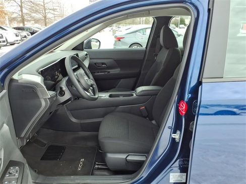 Certified 2025 Nissan Kicks S image 4