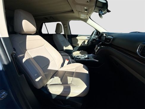 Used 2021 Ford Explorer Limited w/ Equipment Group 301A image 32