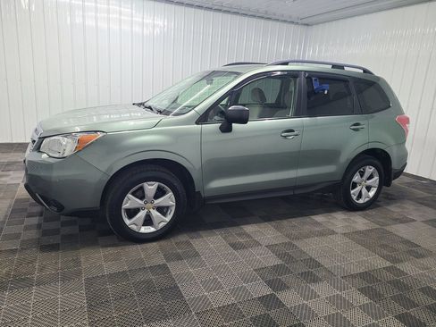 Used 2016 Subaru Forester 2.5i w/ Alloy Wheel Package AWD/4WD image 8