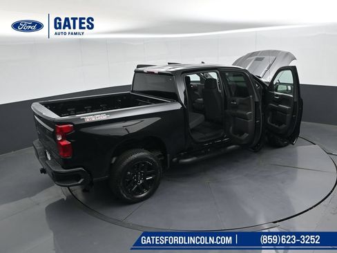 Used 2025 Chevrolet Silverado 1500 Custom Trail Boss w/ Turbomax Blackout Package AWD/4WD image 48