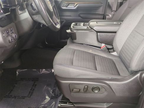 Used 2023 Chevrolet Silverado 1500 LT image 19