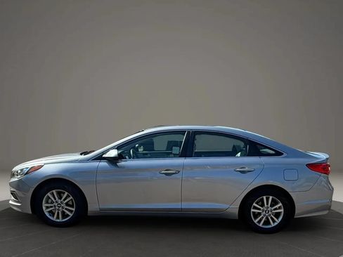 Used 2017 Hyundai Sonata SE FWD image 6