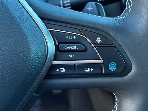 New 2025 INFINITI QX50 Luxe image 17