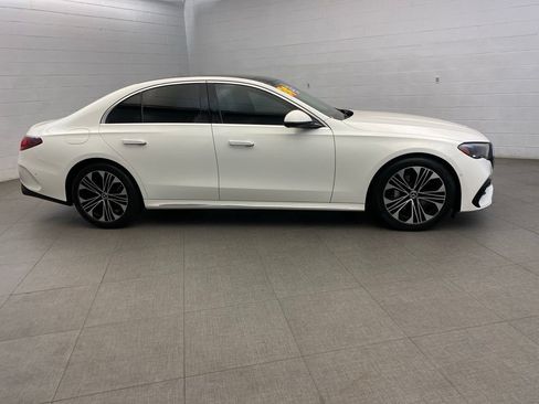 Used 2024 Mercedes-Benz E 350 4MATIC Sedan image 12