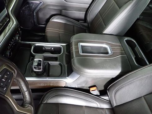 Used 2022 Chevrolet Silverado 1500 High Country AWD/4WD image 30