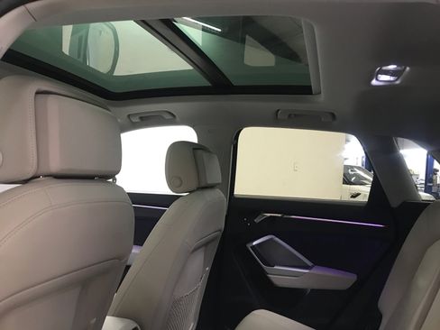 Used 2022 Audi Q3 2.0T Premium Plus image 23